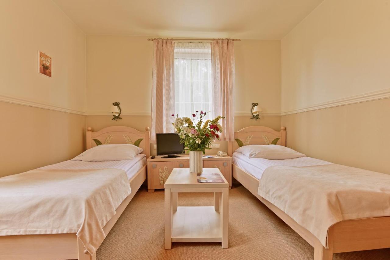 אושנו לובוסקי Afrodyta Spa & Wellness Resort מראה חיצוני תמונה