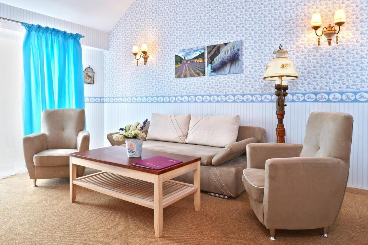 אושנו לובוסקי Afrodyta Spa & Wellness Resort מראה חיצוני תמונה