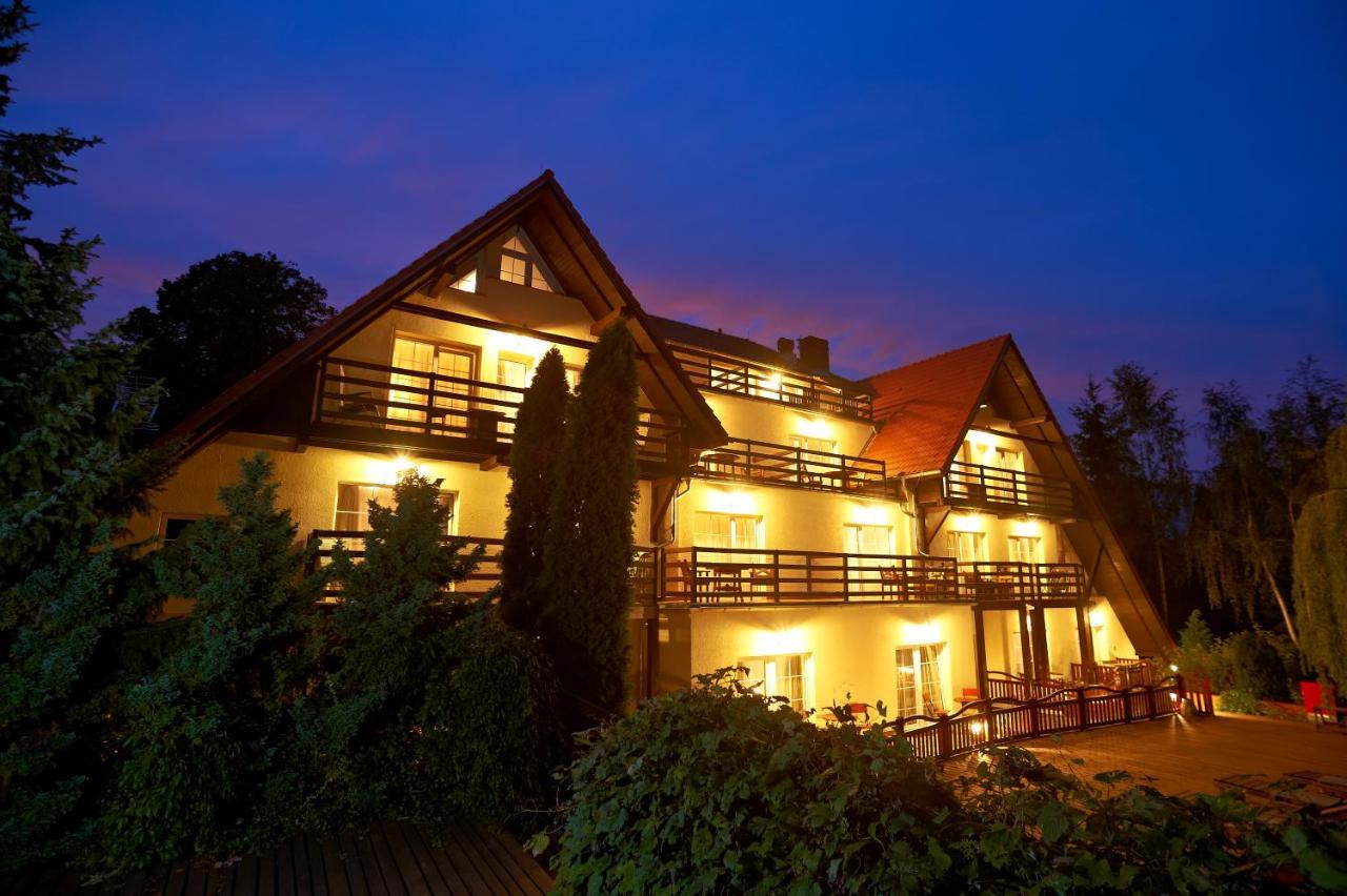 אושנו לובוסקי Afrodyta Spa & Wellness Resort מראה חיצוני תמונה