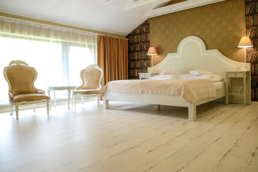 אושנו לובוסקי Afrodyta Spa & Wellness Resort מראה חיצוני תמונה